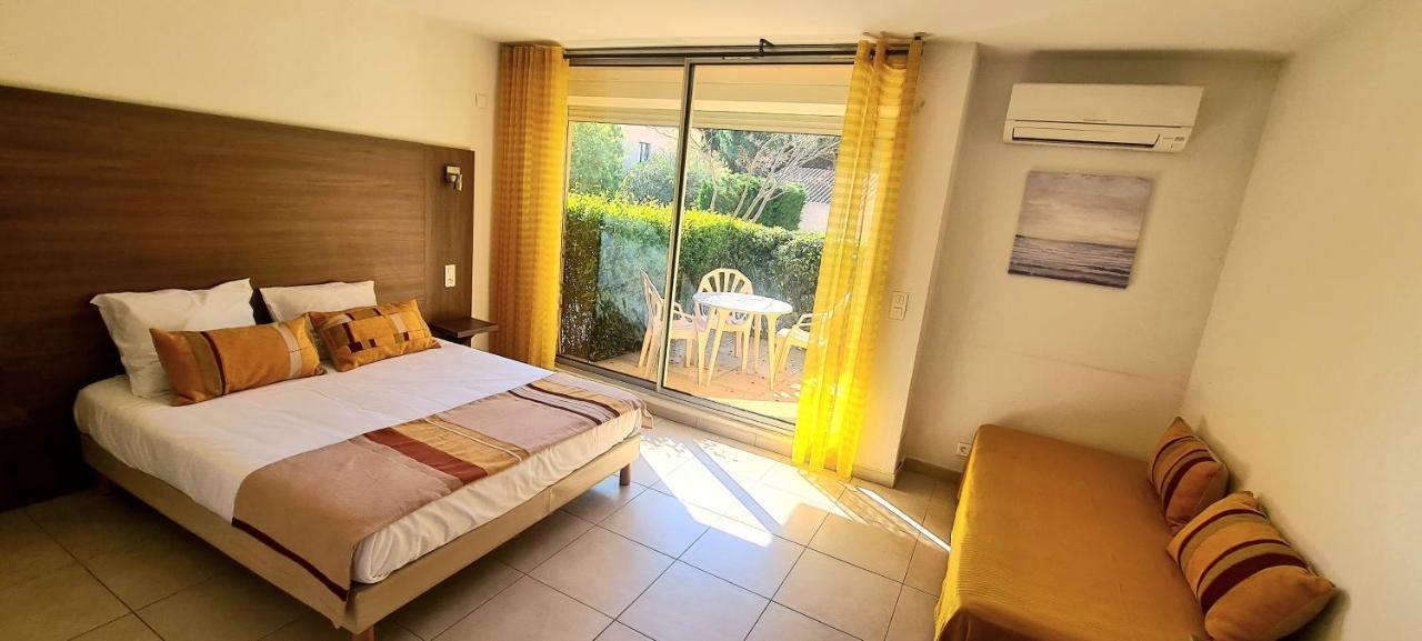 Hotel Le Maritime Argeles-sur-Mer Bagian luar foto