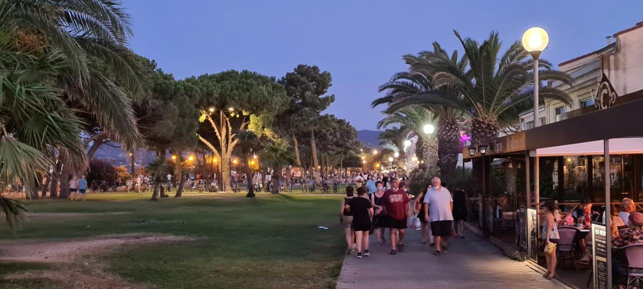 Hotel Le Maritime Argeles-sur-Mer Bagian luar foto