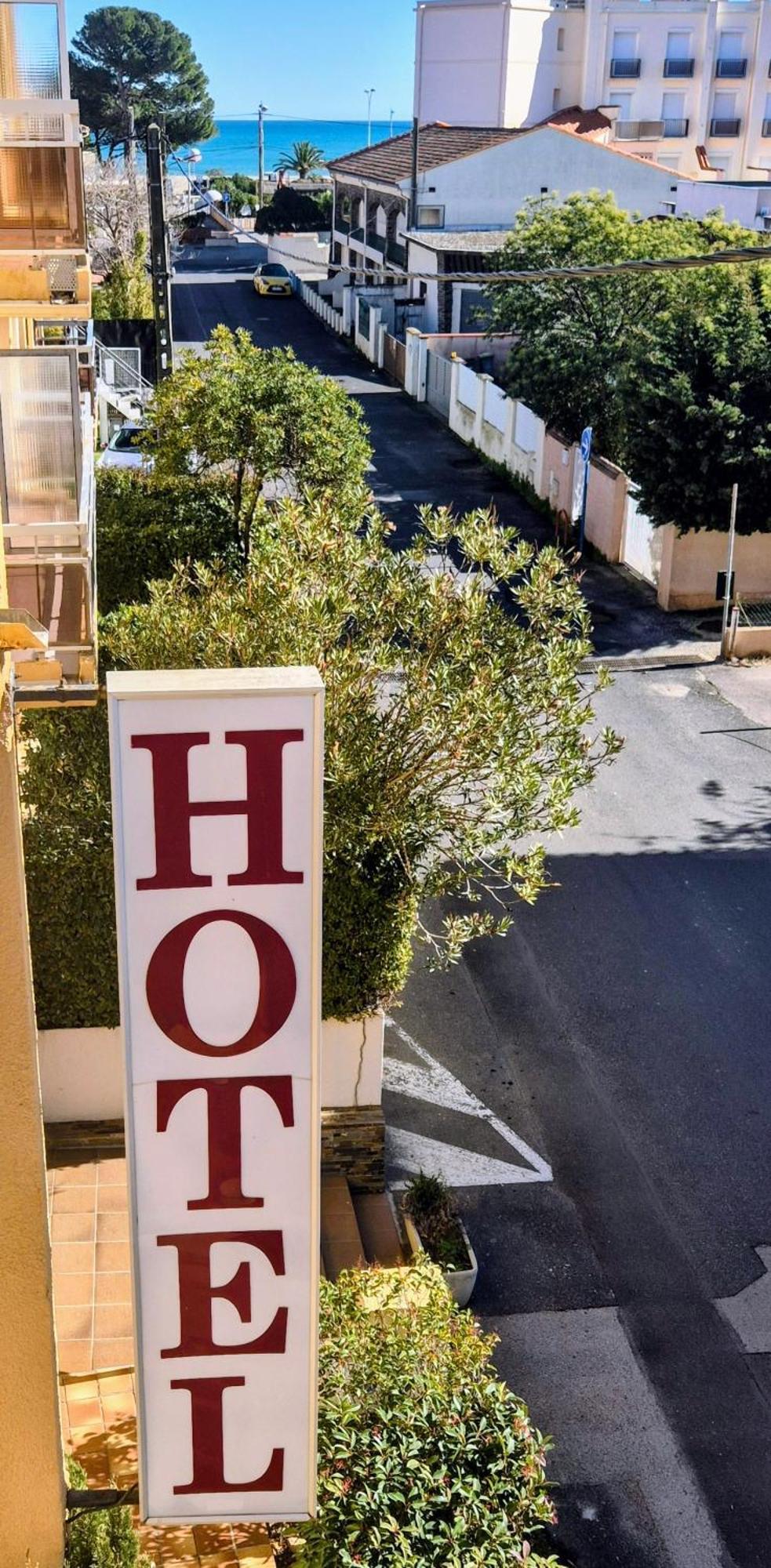 Hotel Le Maritime Argeles-sur-Mer Bagian luar foto
